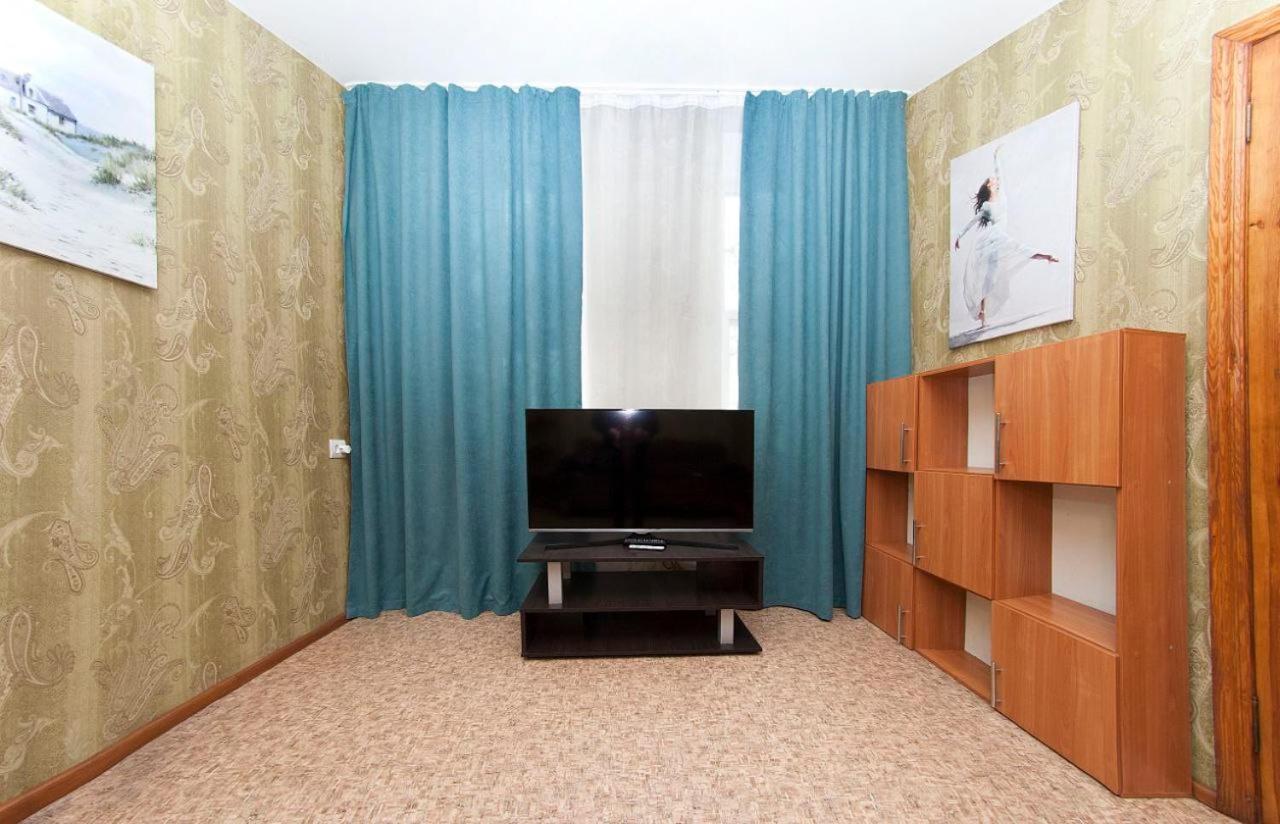 Apartments On Yavornitsky Av. Dnipro Bagian luar foto